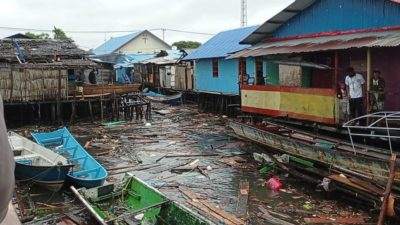 Gelombang dan angin kencang Hantam pemukiman Nelayan, BPBD Papua Barat kirim Tim ke Kota Sorong
