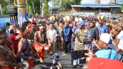 Saat Ribuan Masyarakat Jayapura sambut Kodefikasi Kampung Adat