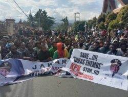 Gubernur Papua Sakit, Kuasa Hukum temui KPK