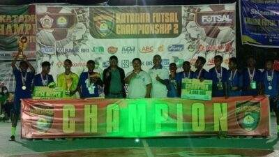 Futsal Ramah-foto-bersama-tim-juara-768x491
