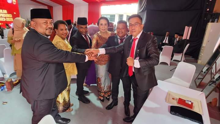 KPU Salah satu Komisioner KPU Provinsi Papua Selatan usai dilantik oleh Ketua KPU RI di Jakarta-Istimewa