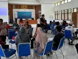 Akademisi Universitas Muhammadiyah Papua gelar pelatihan sadar wisata bagi masyarakat Kampung Skouw