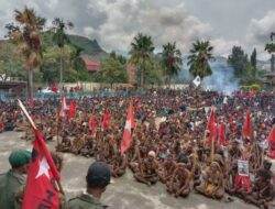 Jubir KNPB Serukan Lawan Diskriminasi Rasial Dihadapan Rakyat Papua Usai Bebas dari Lapas Abepura